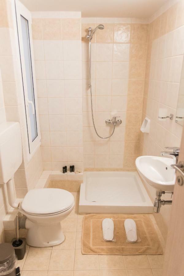 Quality Home In Афины Экстерьер фото